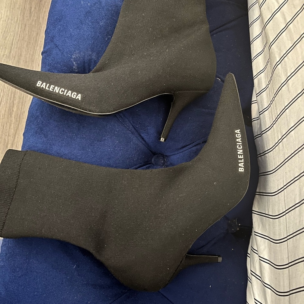 SOLD - Picture 3 of 4